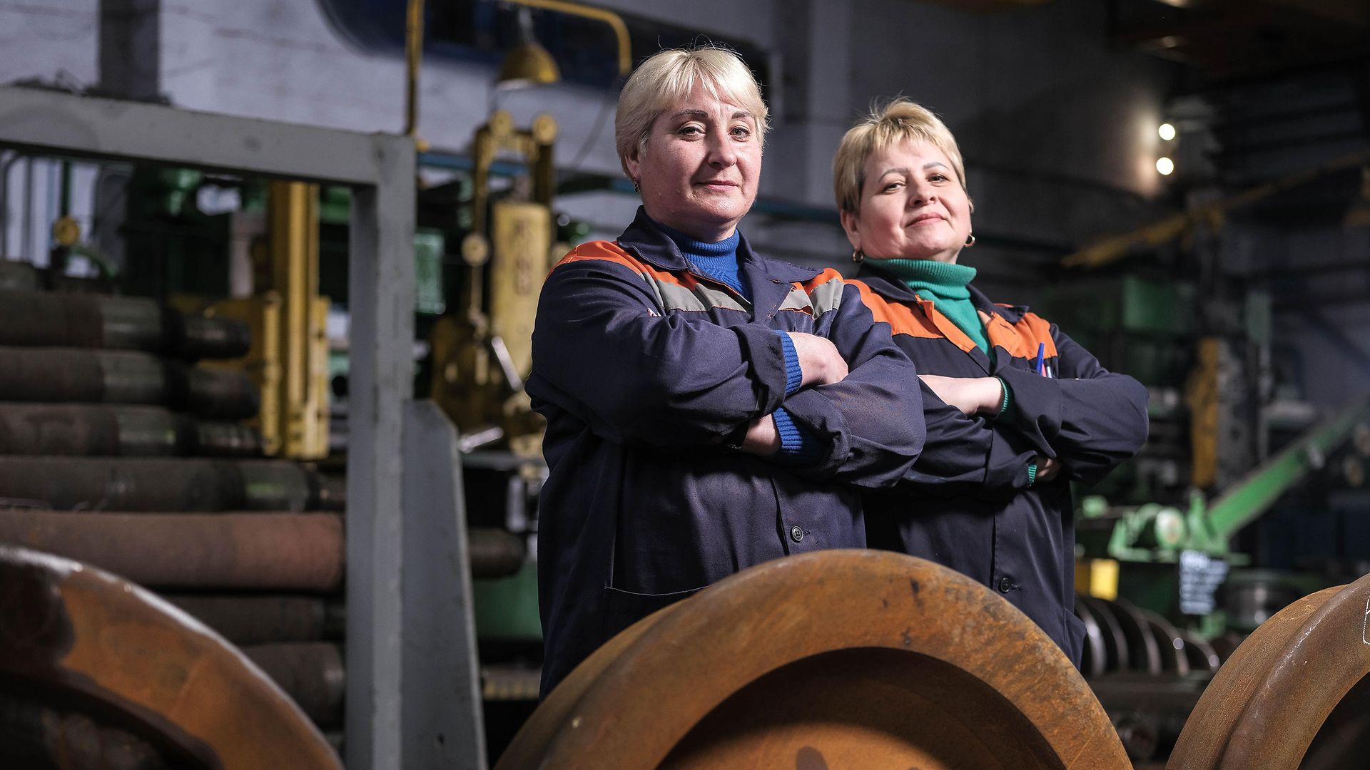Mitarbeiterinnen in einem Werk