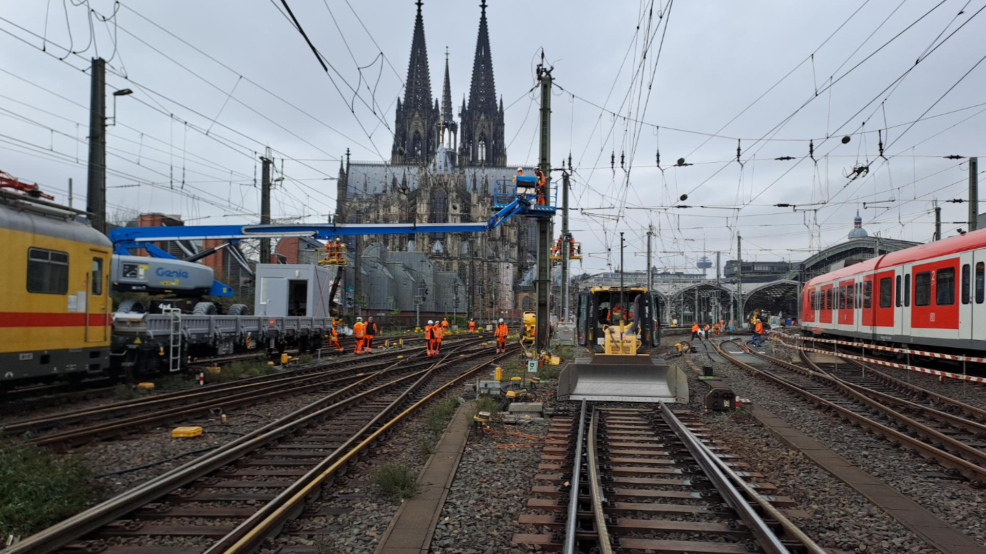 Arbeiten Ausfahrt Köln Hauptbahnhof