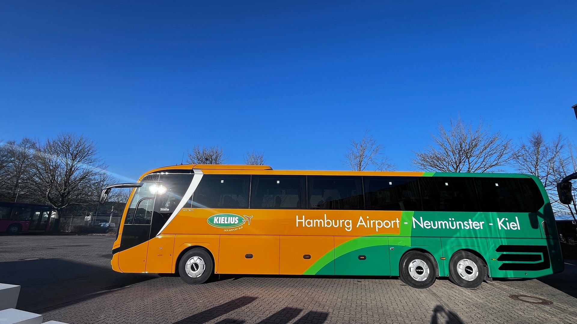 Der neue KIELIUS Airport-Bus